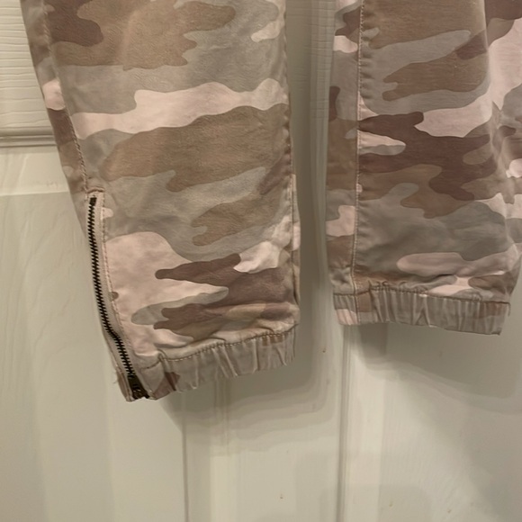 Camo Jogger Pants - Picture 3 of 6